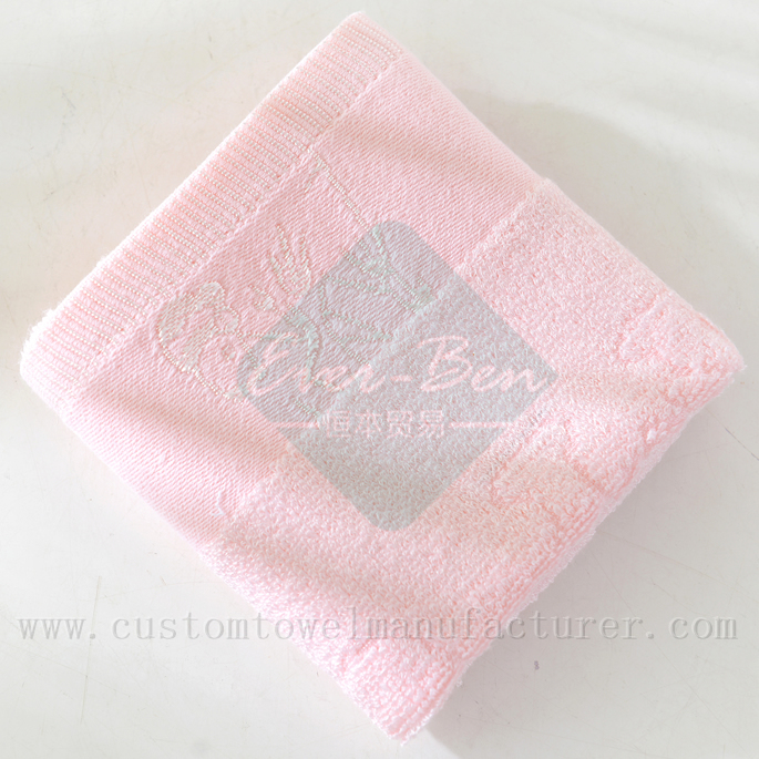 China Bulk Custom shower towel Manufacturer Bespoke Brand Pink Fingertip Bamboo Hand Towels Producer